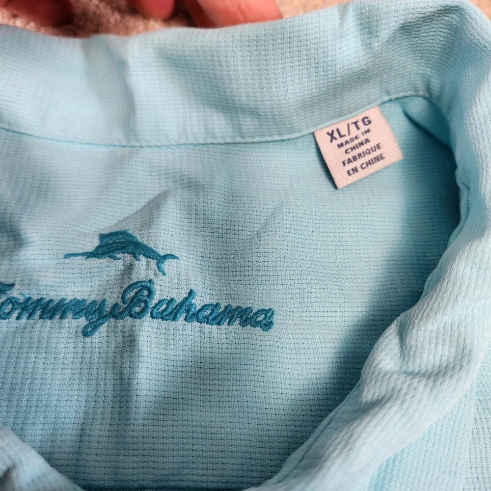 Tommy Bahama Shirt‎ Men XL Silk Performance Blend Blue Loop Collar Button Up